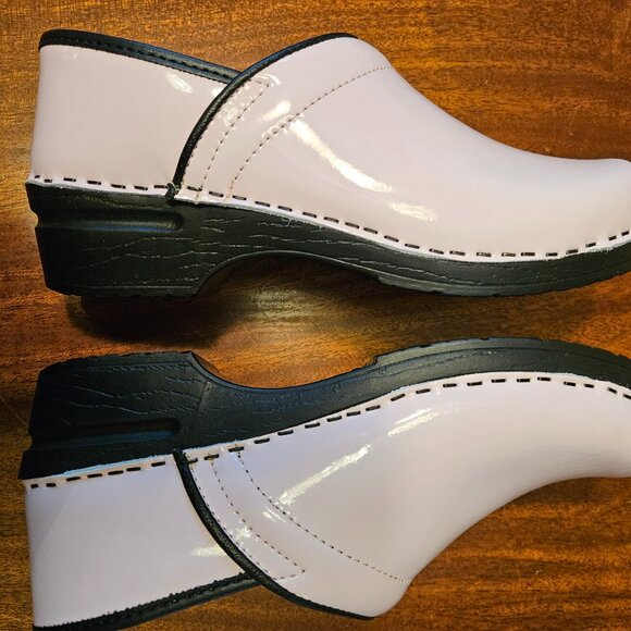 BJORK PRO ELSA Patent Leather Clogs Pink Size EU-40, US 9-9.5 NEW IN BOX - Picture 4 of 12